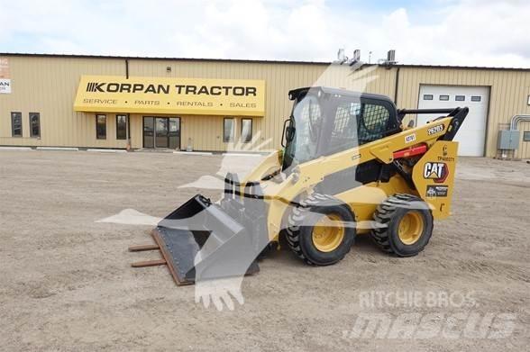 CAT 262D3 Ładowarki burtowe
