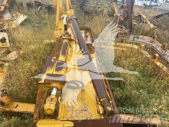CAT 3852628 Lemiesze