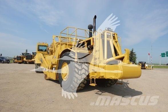 CAT 627F Skrobaki