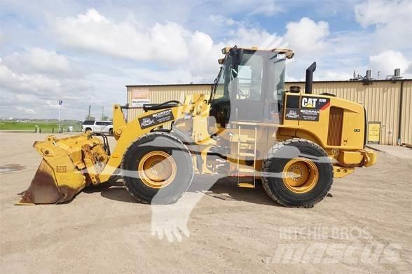 CAT 928H Ładowarki kołowe