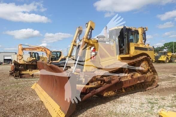 CAT D8T Spycharki gąsienicowe