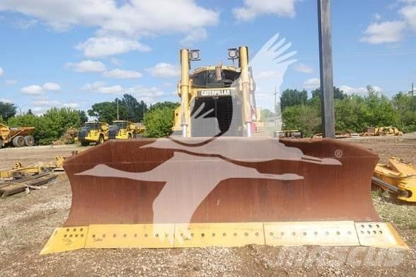 CAT D8T Spycharki gąsienicowe