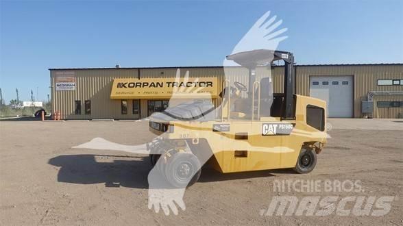 CAT PS-150C Walce ogumione