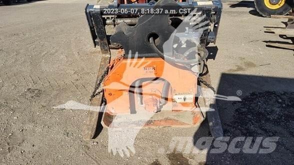NPK C8C C8100 Holowane walce wibracyjne