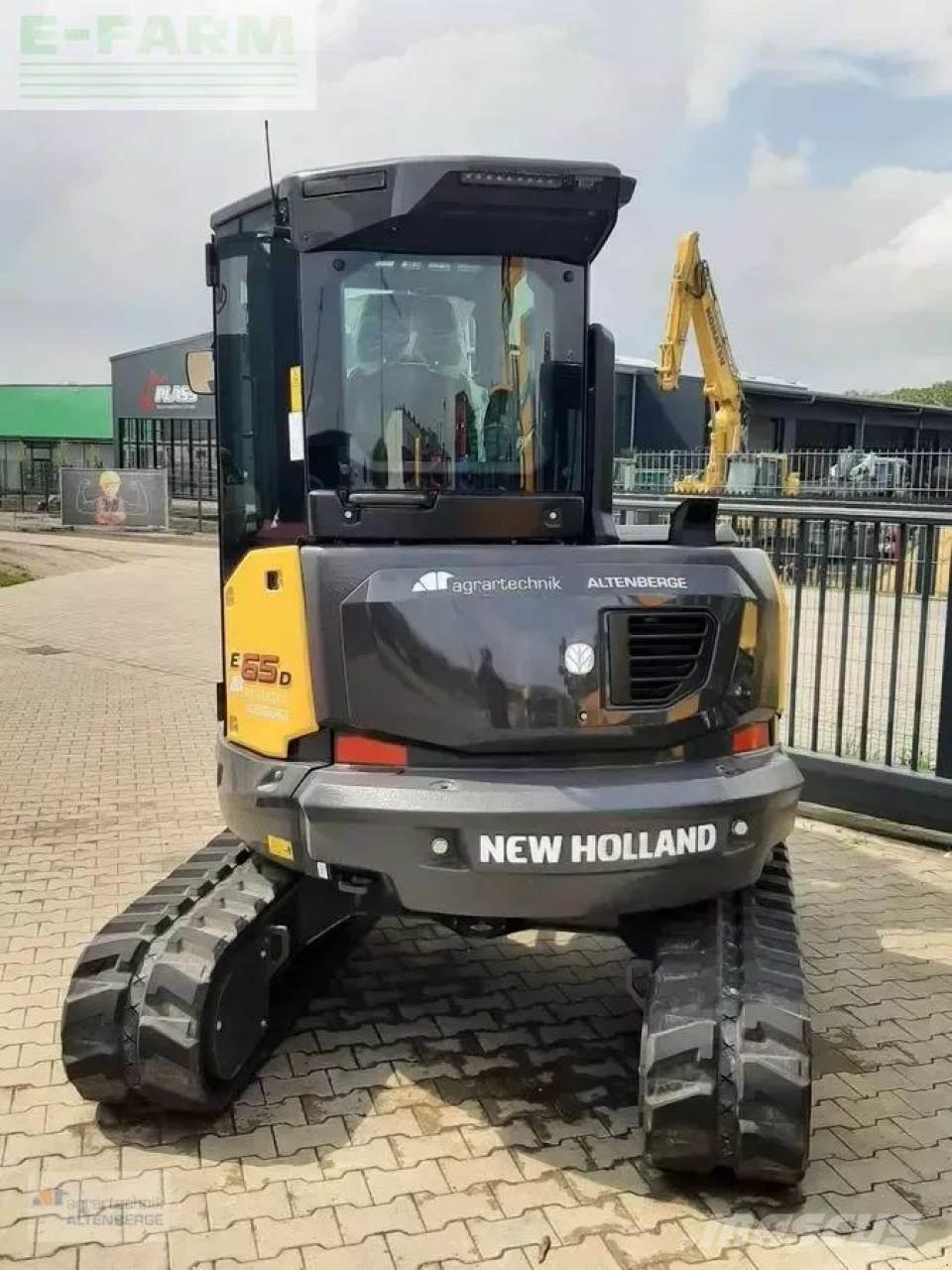 New Holland e65d Minikoparki