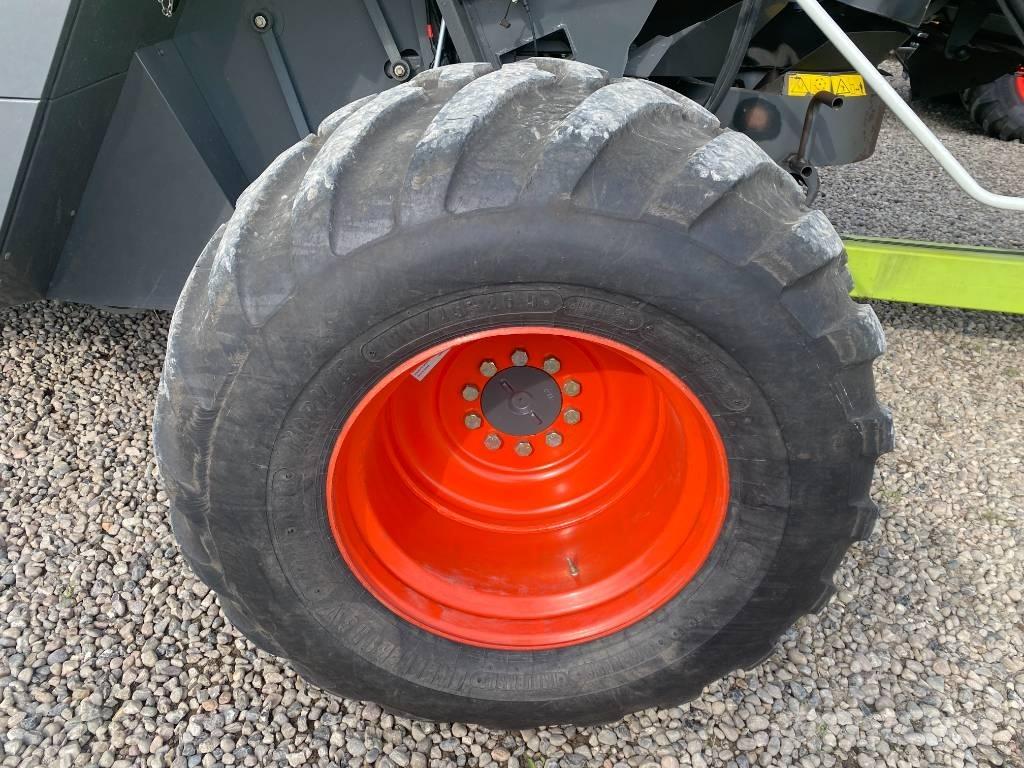CLAAS LEXION 600 Kombajny zbożowe