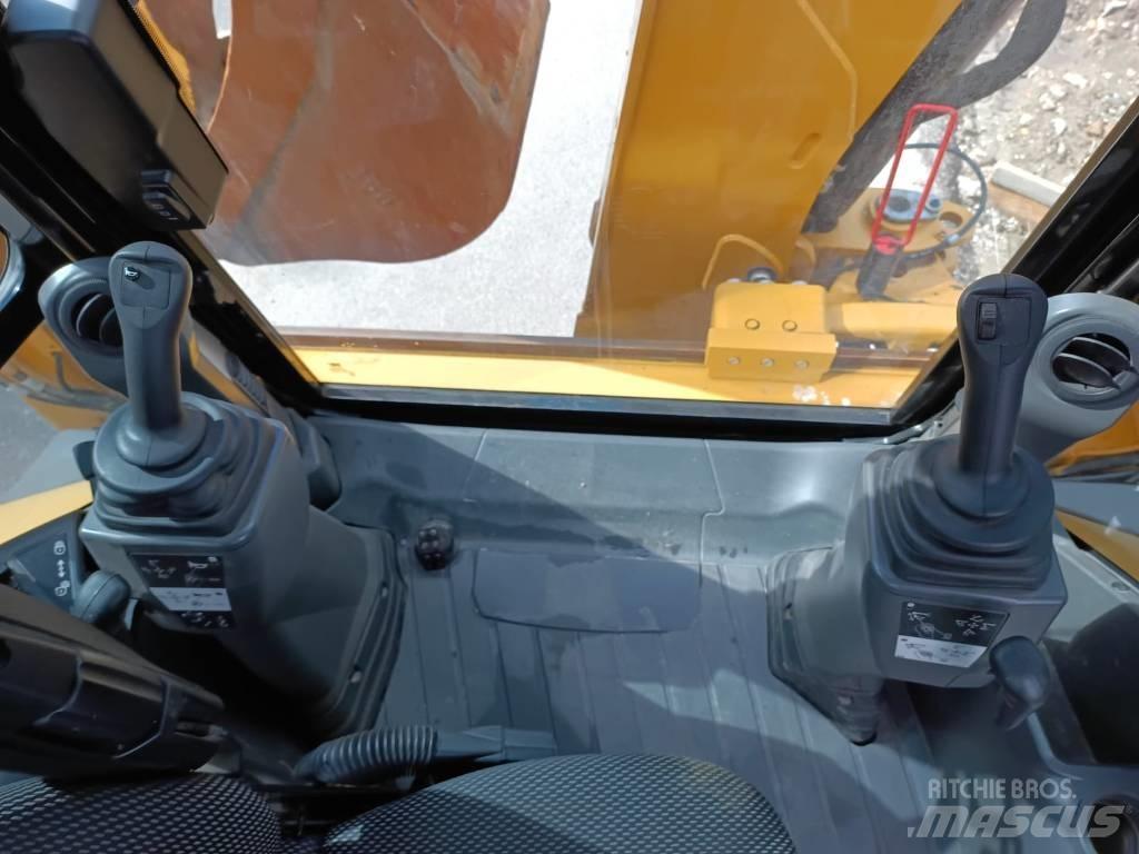 CAT 432 Koparko-ładowarki
