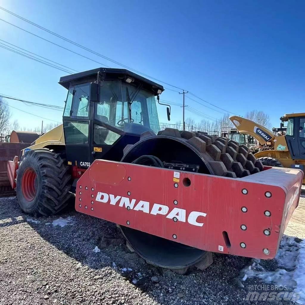 Dynapack CA702 Walce jednobębnowe