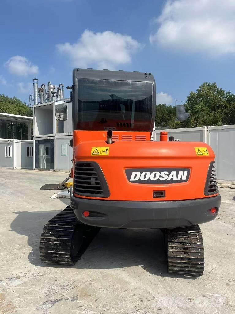 Doosan DX 60-9 C Koparki gąsienicowe
