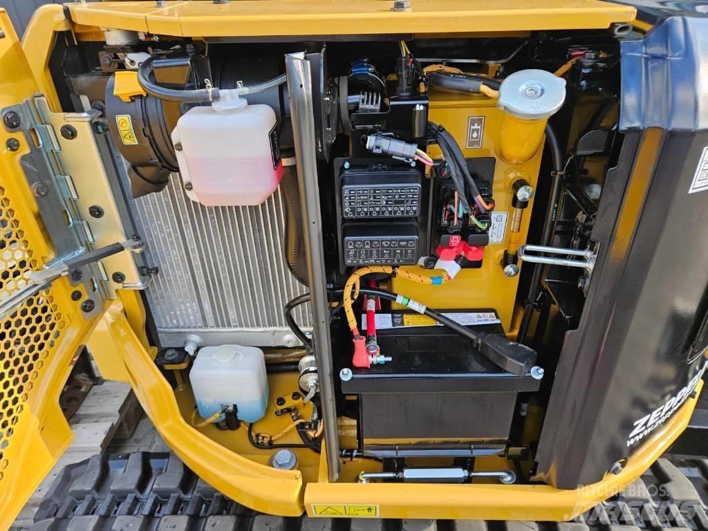 CAT 302.7 CR Minikoparki