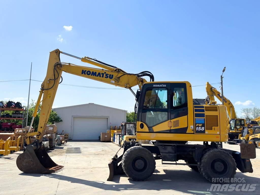 Komatsu PW 158-11 Koparki kołowe