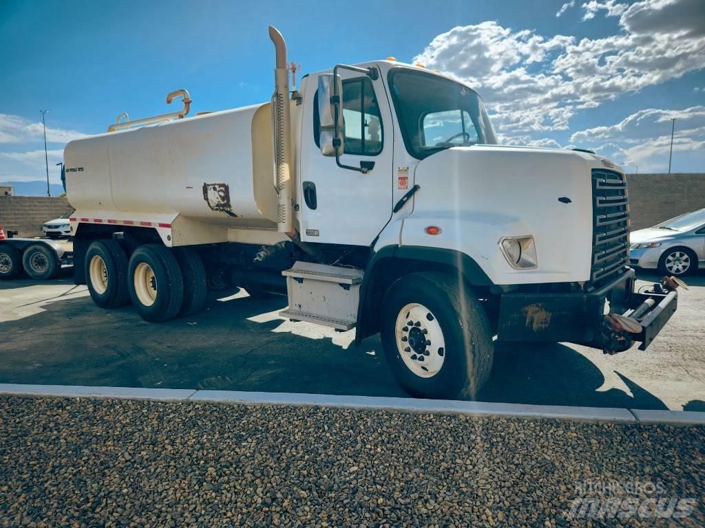 Freightliner 108 SD Polewaczki