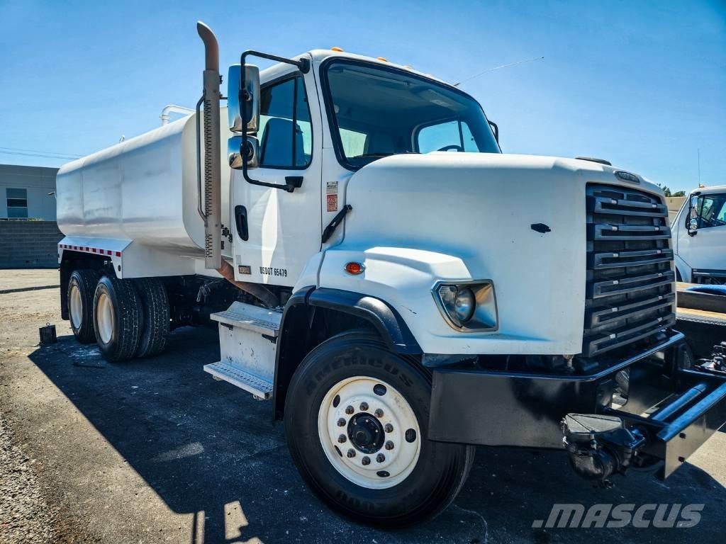 Freightliner 108 SD Polewaczki