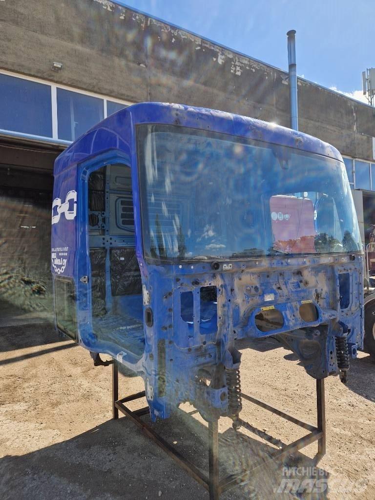 Volvo cab FH 4 500 Kabiny i wnętrze