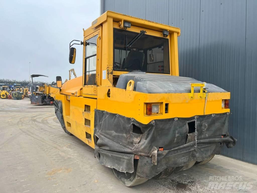 CAT PS300B Walce ogumione