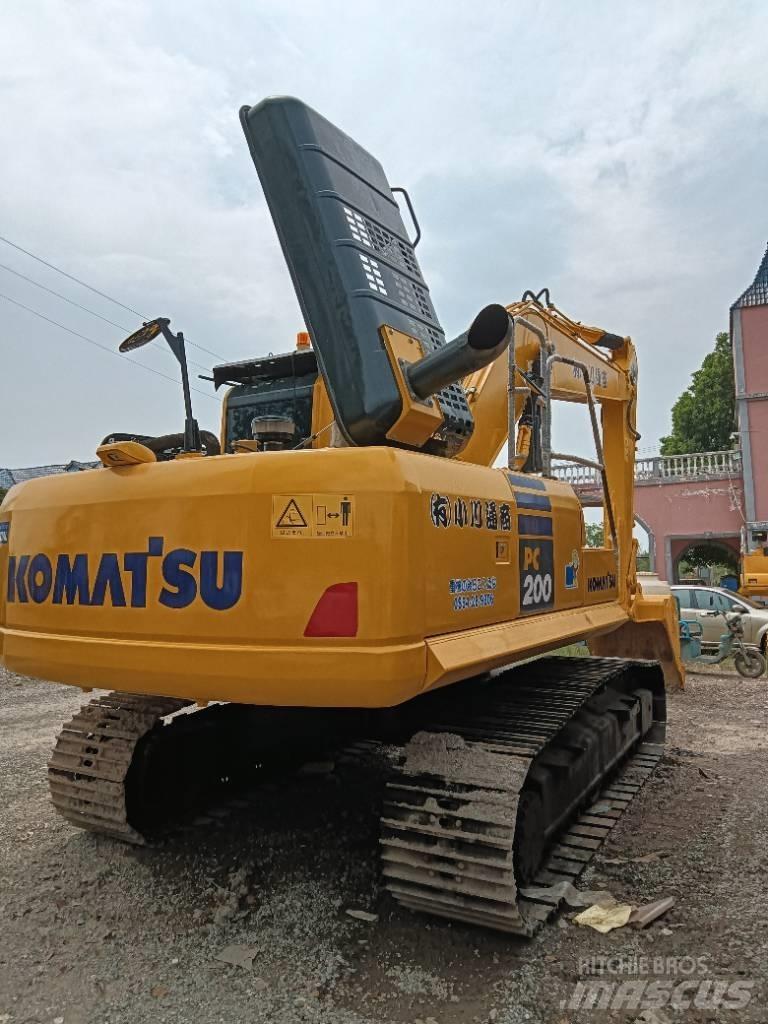 Komatsu PC 200-8 Koparki gąsienicowe