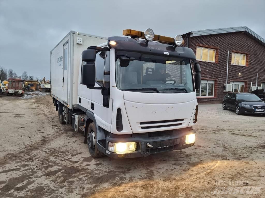 Iveco Eurocargo Samochody ciężarowe ze skrzynią zamkniętą