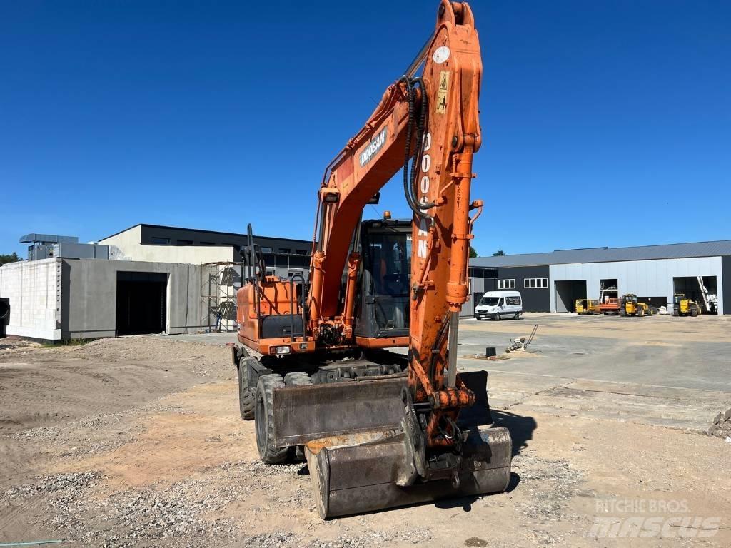 Doosan DX 140 W Koparki kołowe