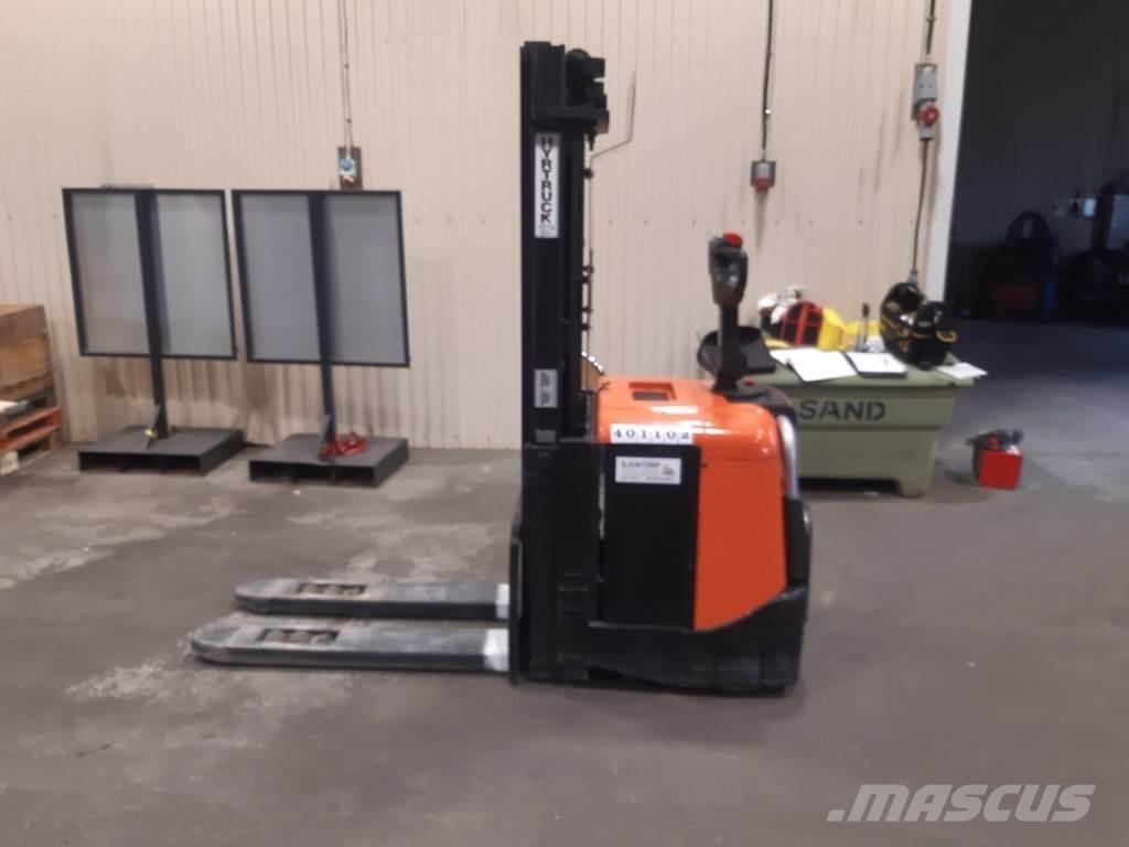 BT SPE125L Samojezdne maszyny do załadunku