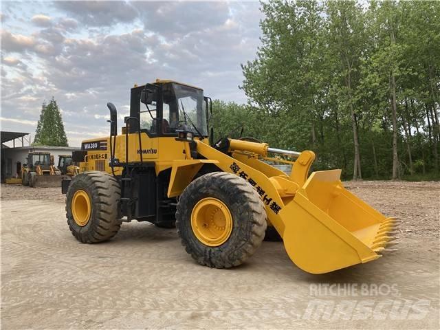 Komatsu WA380-3 Koparko-ładowarki