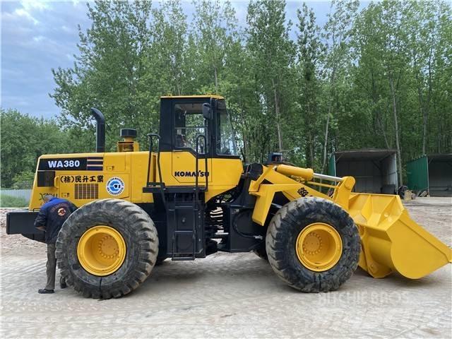 Komatsu WA380-3 Koparko-ładowarki