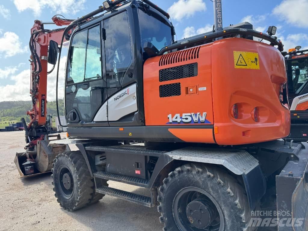 Hitachi ZX 145 W-6 Koparki kołowe