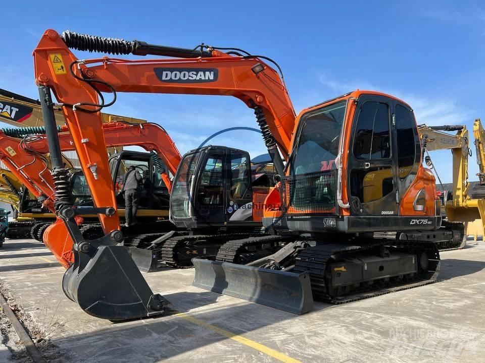 Doosan DX 75-9 C Koparki gąsienicowe