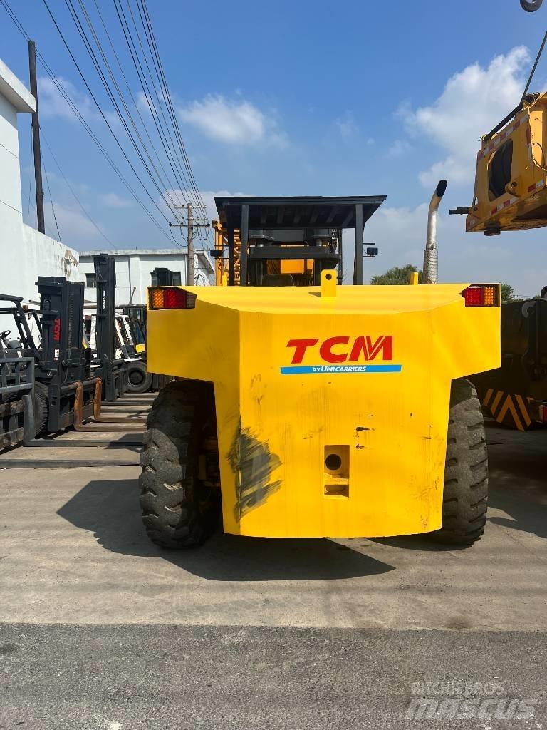 TCM FD250 Ładowarki teleskopowe
