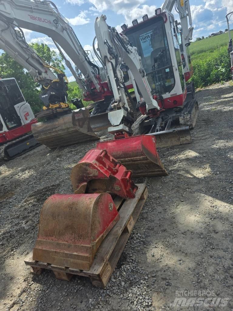 Takeuchi TB 320 Minikoparki