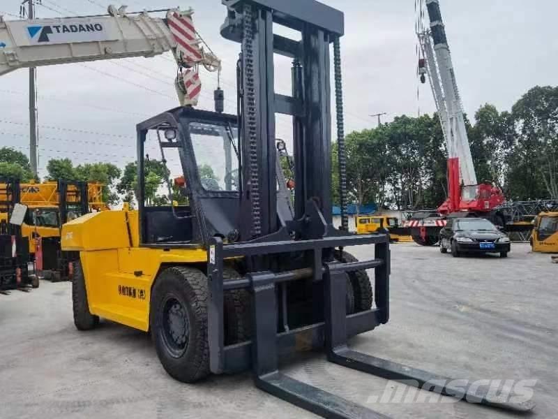 Komatsu FD 160 Wózki Diesla