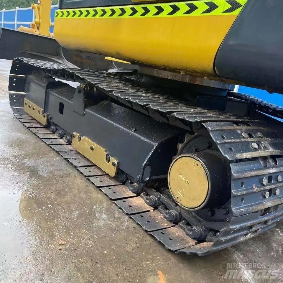 Komatsu PC56-7 Koparki gąsienicowe