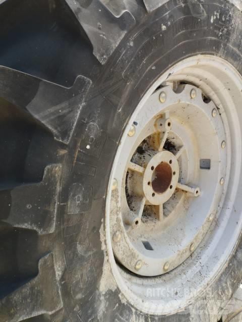 Michelin 20.8R38 Opony, koła i felgi