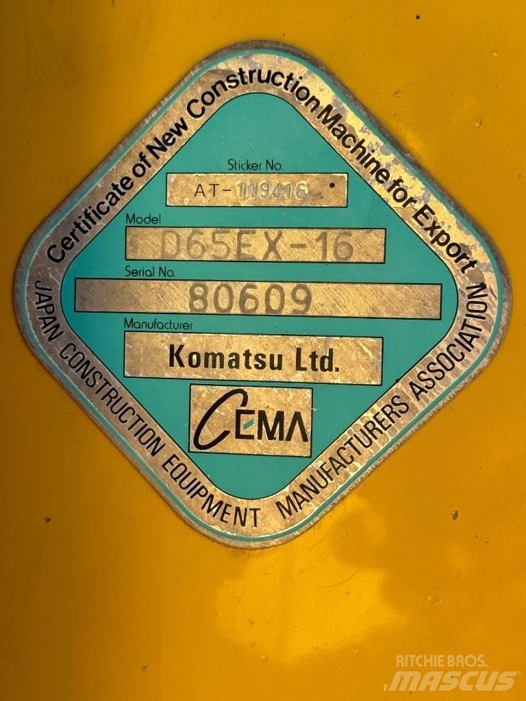 Komatsu D65EX-16 Spycharki gąsienicowe