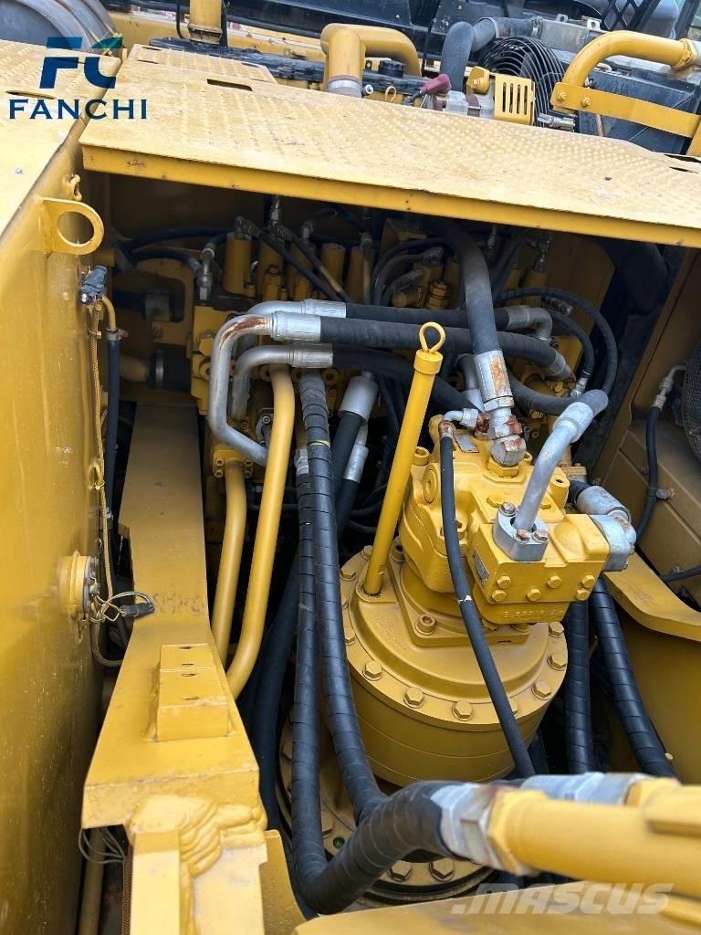 CAT 325 D Koparki gąsienicowe