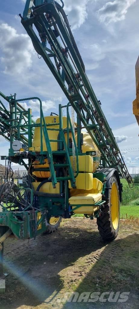 John Deere 840 Opryskiwacze zaczepiane