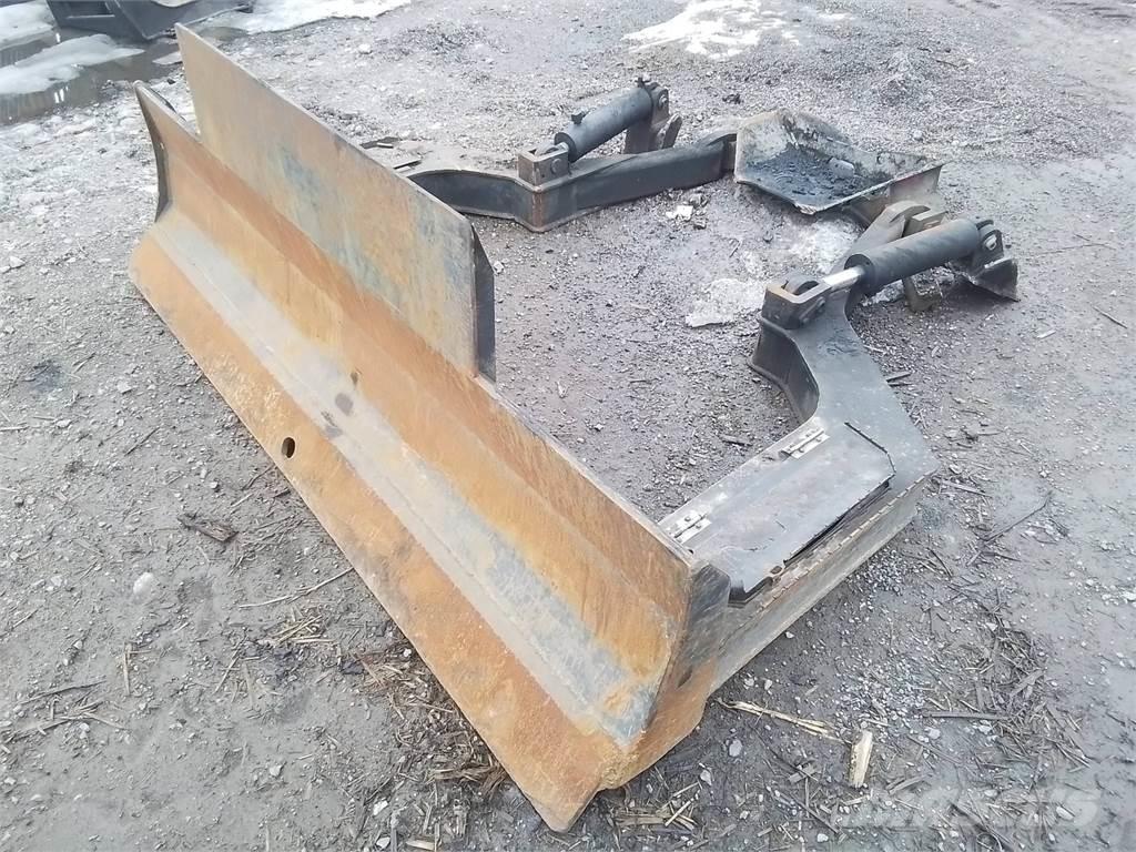 Komatsu 895 Inne akcesoria