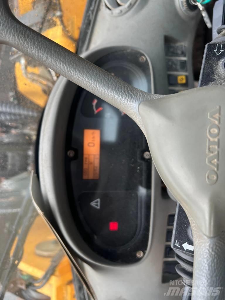 Volvo L 220 E Ładowarki kołowe