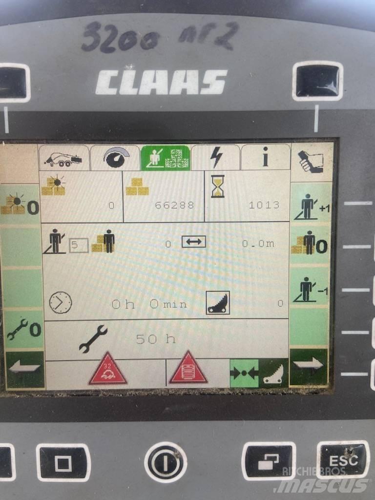 CLAAS Qvadrant 3200 Prasy kostkujące