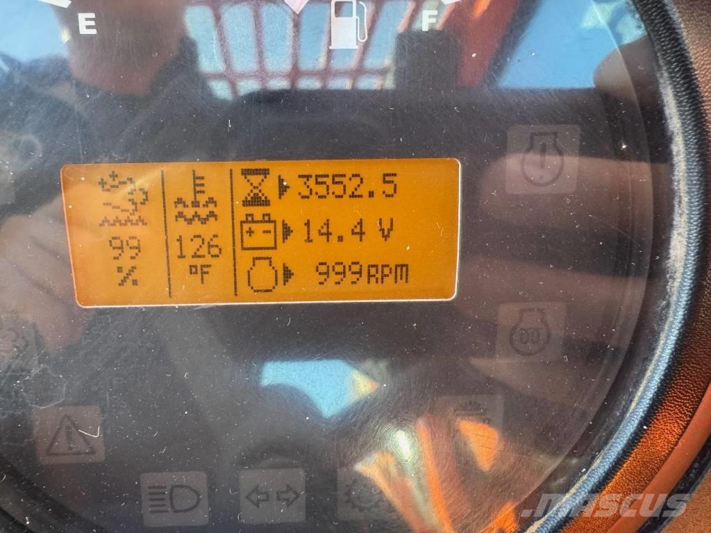 SkyTrak 10054 Ładowarki teleskopowe