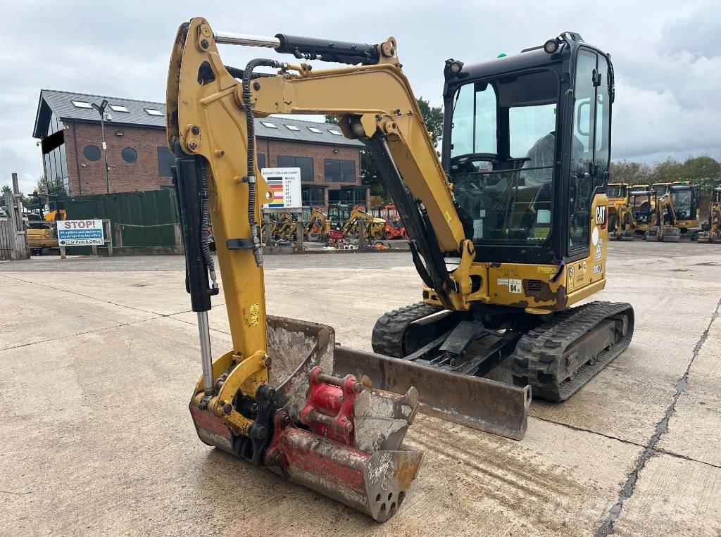 CAT 302.7 CR Minikoparki
