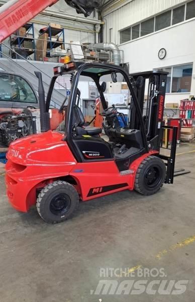 Manitou MI30D Wózki widłowe terenowe