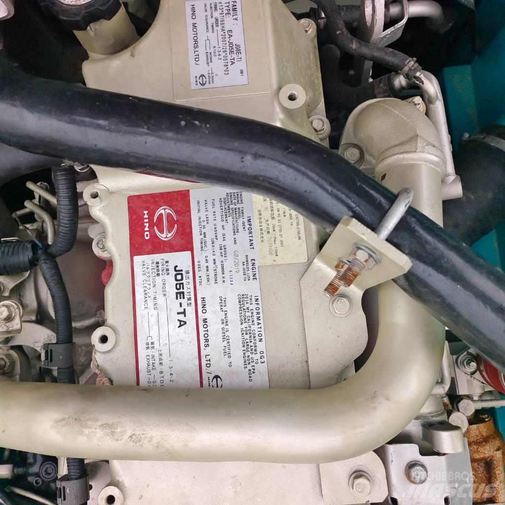 Kobelco SK 200 Koparki gąsienicowe