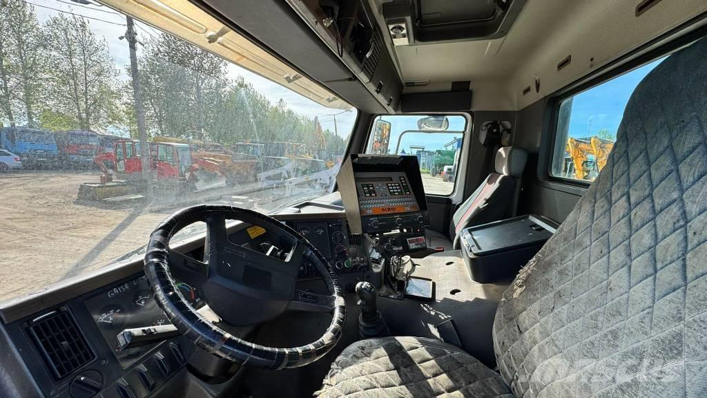 Volvo FL GUDRONATOR Opryskiwacze do asfaltu