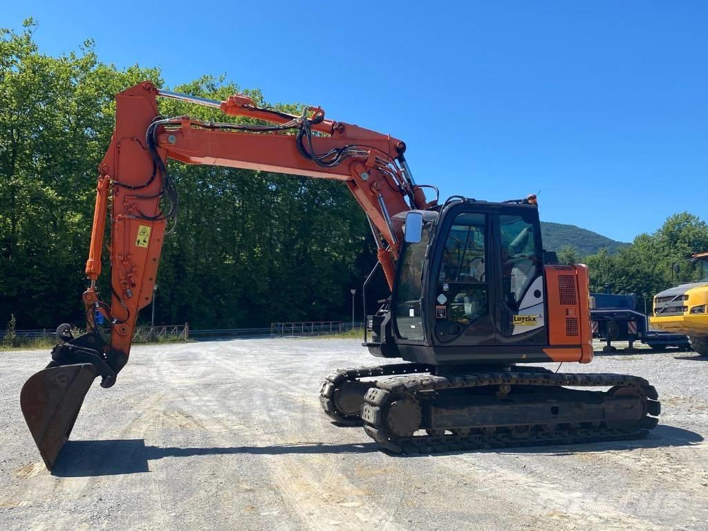 Hitachi ZX 135 US-6 Koparki gąsienicowe