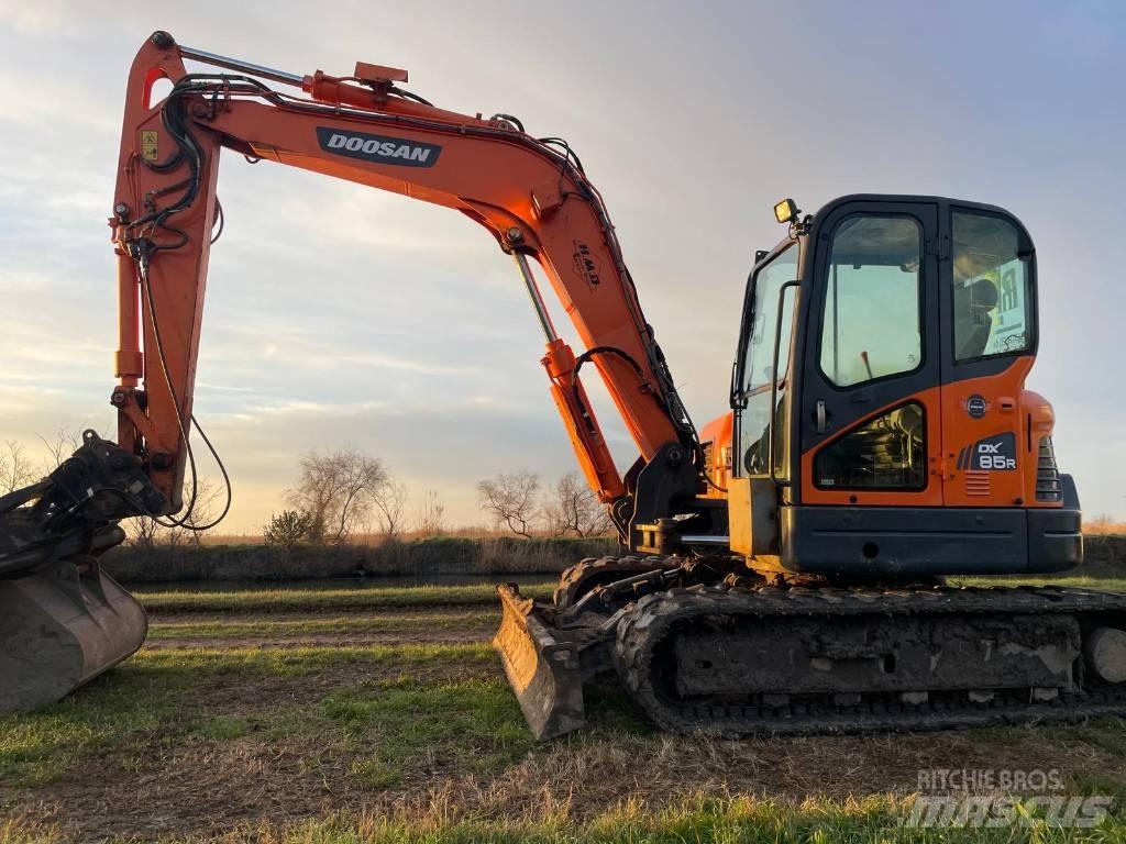 Doosan DX 85 R-3 Midikoparki  7t - 12t