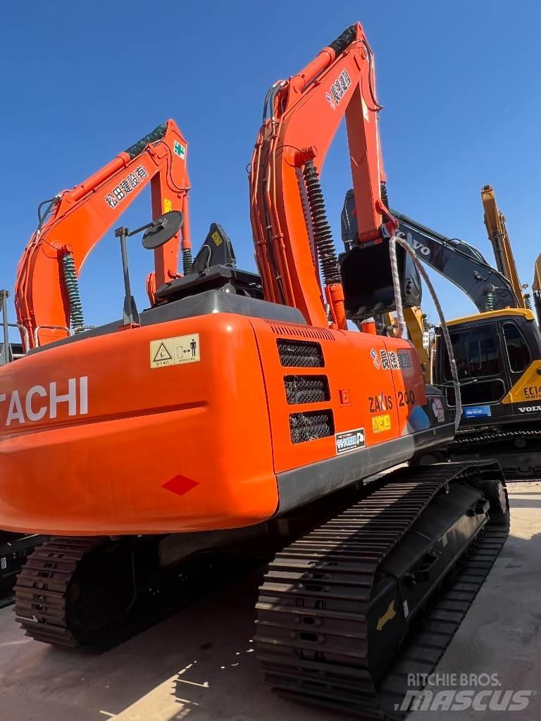 Hitachi ZX200 Koparki gąsienicowe