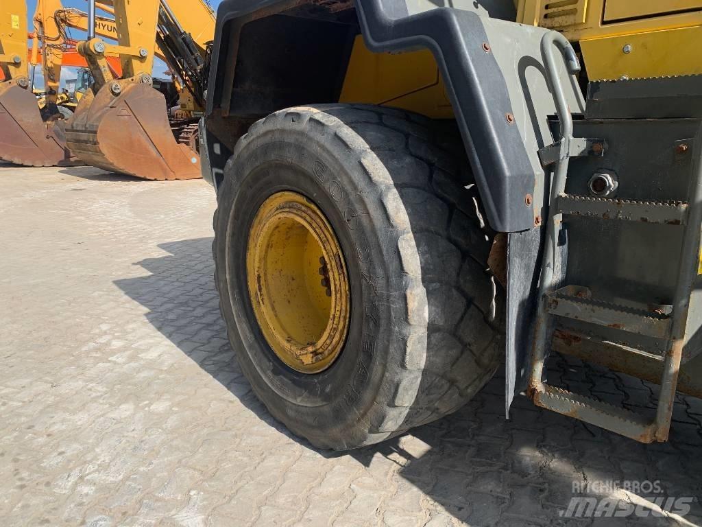 Komatsu WA 320-5H Ładowarki kołowe