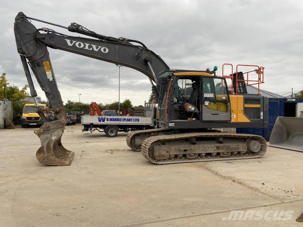 Volvo EC220El Koparki gąsienicowe