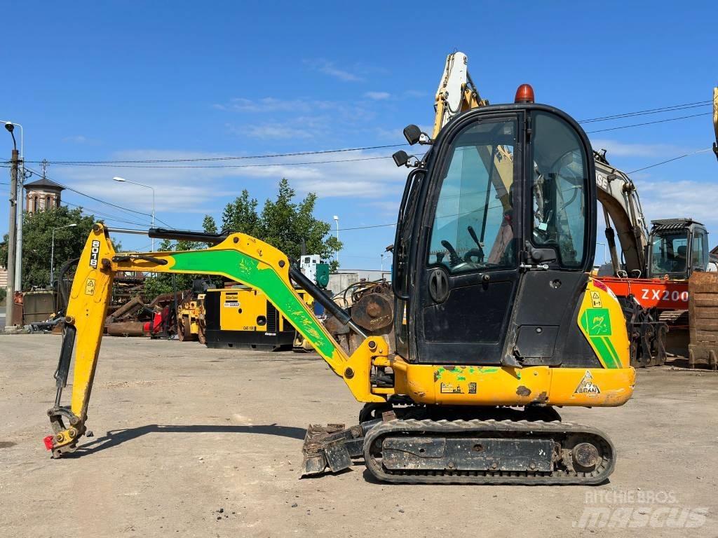JCB 8018 Minikoparki