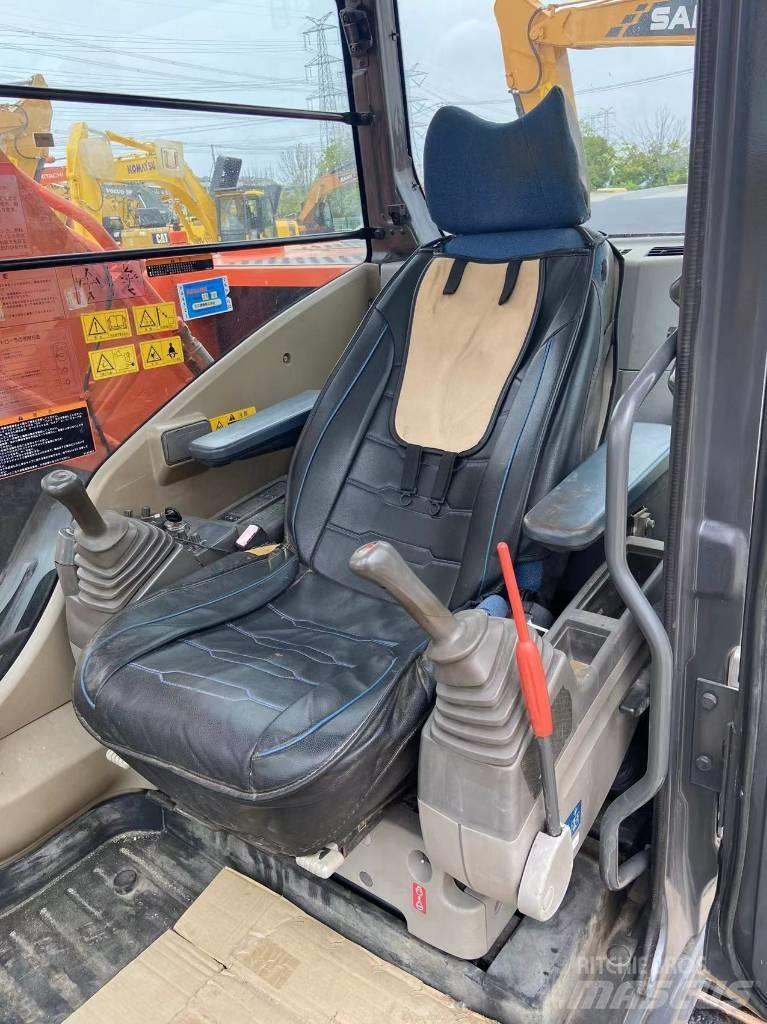 Hitachi ZX 240 Koparki gąsienicowe